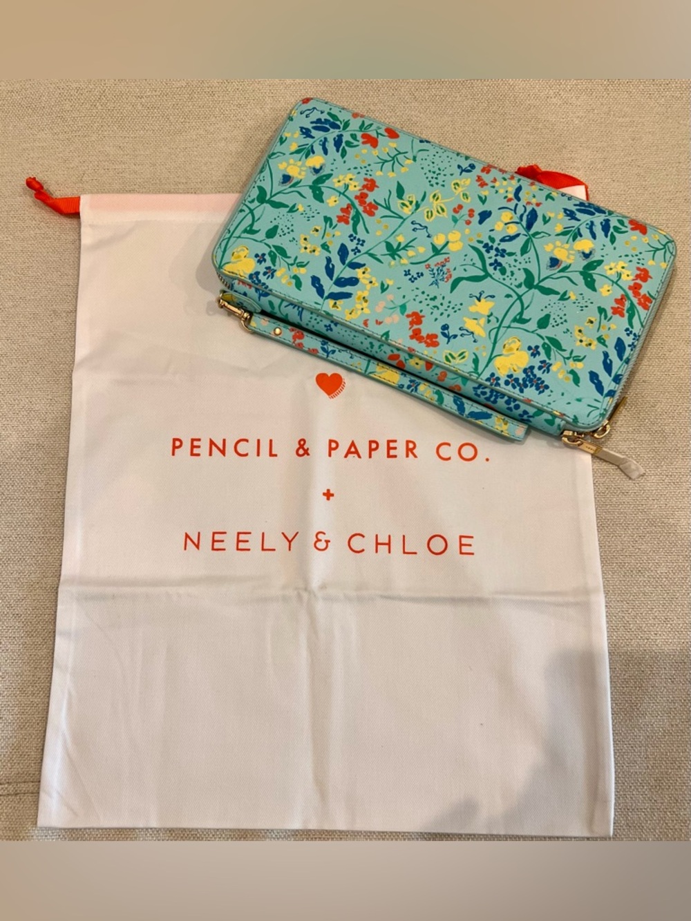 Pencil & Paper Co x Neely & Chloe Floral Zip Travel Wallet Organizer